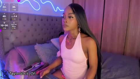Snapshot of miss_west chatting on June 2026 07:02:01 AM Tay Tay Independent Model online show from June 2026 07:02:01 AM