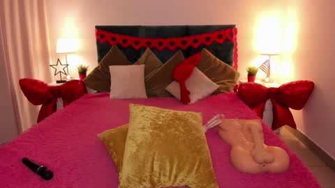 Angelina online show from February 2026 10:27:02 PM