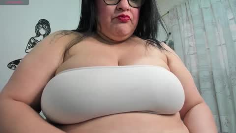 BARBARA follow me instagran missbarbieho  online show from December 2025 03:29:02 PM