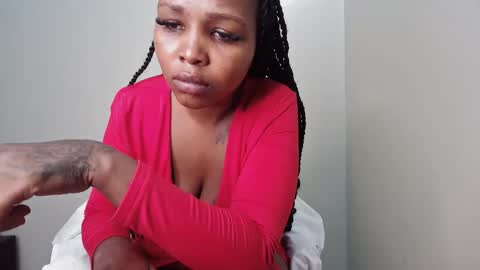 Snapshot of missbeautyke chatting on May 2026 07:35:02 AM callmebaby online show from May 2026 07:35:02 AM