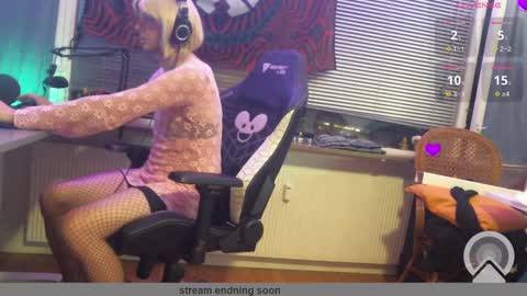 MissBeccasissy online show from December 2024 04:08:02 PM