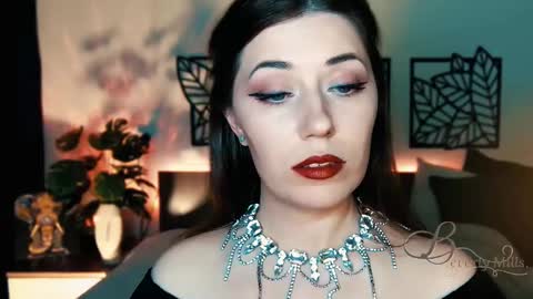 The divine Beverly online show from February 2025 07:30:02 PM