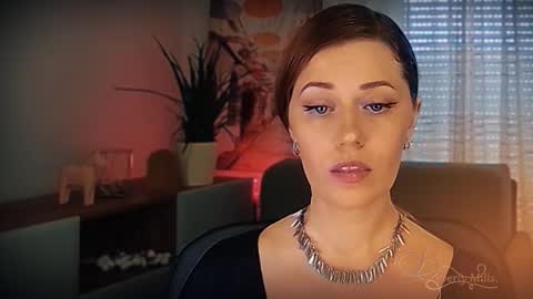 The divine Beverly online show from March 2026 12:55:01 PM