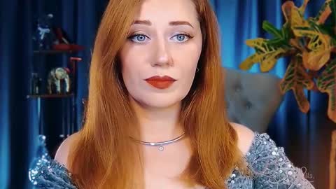 Snapshot of missbeverlymills chatting on June 2026 09:57:02 AM The divine Beverly online show from June 2026 09:57:02 AM