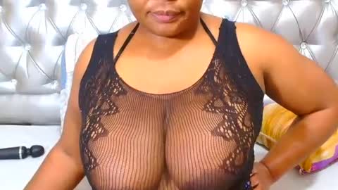 missboobsxx online show from July 2026 06:14:01 PM