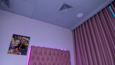 Snapshot of missbubu chatting on November 2025 09:11:01 PM Elise online show from November 2025 09:11:01 PM