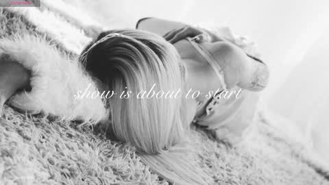 Chloe freelance model Please your thumbs up are important  online show from April 2026 11:49:01 PM