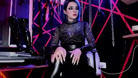 Snapshot of missdarklady chatting on March 2026 11:32:02 PM Missdarklady online show from March 2026 11:32:02 PM