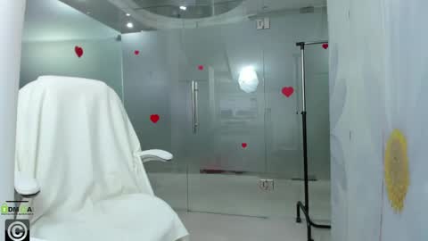 Miss Domina online show from March 2026 03:44:01 AM