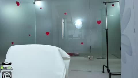 Snapshot of missdominna chatting on May 2026 02:51:01 AM Miss Domina online show from May 2026 02:51:01 AM