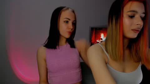 Hello dear my name Elisa online show from January 2025 09:04:01 PM