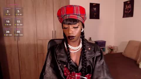 Emilie Diaz online show from November 2025 11:07:02 PM