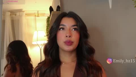 Snapshot of missemily_11 chatting on June 2026 10:10:01 AM Yuliana online show from June 2026 10:10:01 AM