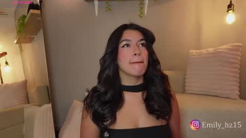 Yuliana online show from August 2026 11:02:01 AM