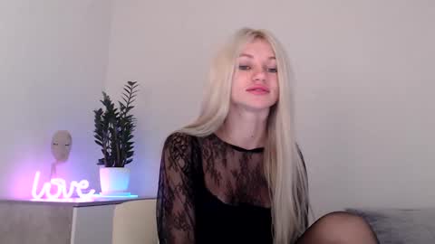 EMMA online show from December 2024 05:29:02 AM