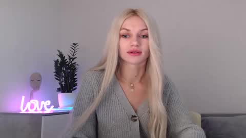 EMMA online show from December 2024 09:16:01 PM