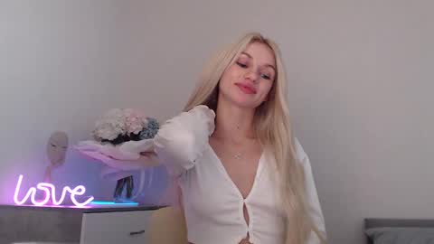 EMMA online show from January 2025 12:19:02 AM