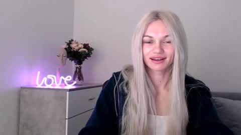 EMMA online show from March 2025 08:44:02 PM