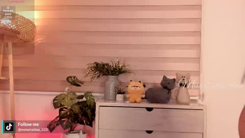 Julieta Arboleda   but i like call me esme online show from September 2025 09:47:02 PM