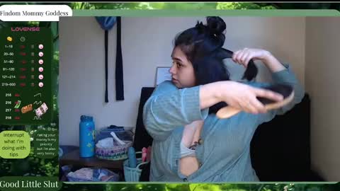 Miss Estephy online show from January 2025 09:21:01 PM