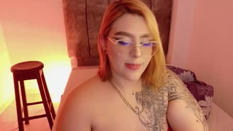 missevans_ online show from January 2026 02:25:02 AM