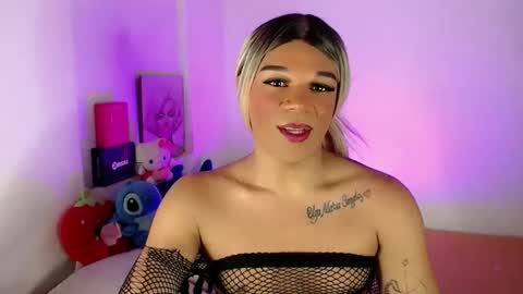 Snapshot of missfer_bigdick chatting on May 2026 11:45:02 PM Fer online show from May 2026 11:45:02 PM