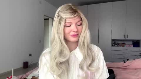 Viola online show from January 2026 08:06:01 AM