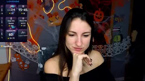 Snapshot of missis_sofiia chatting on November 2025 07:00:01 AM Sofia online show from November 2025 07:00:01 AM