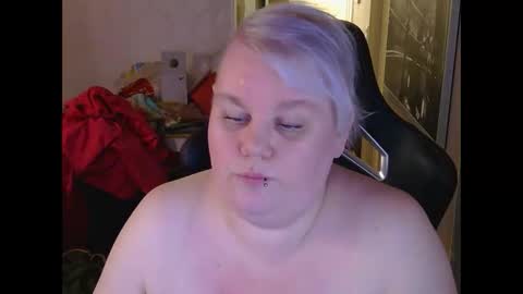 Snapshot of misslj90 chatting on April 2026 07:40:02 PM misslj90 online show from April 2026 07:40:02 PM