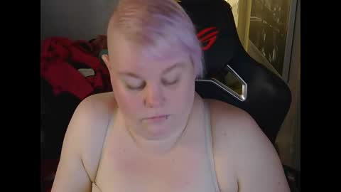 Snapshot of misslj90 chatting on May 2026 05:53:02 PM misslj90 online show from May 2026 05:53:02 PM