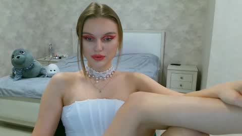 Snapshot of missmariat chatting on January 2025 07:21:01 PM OneGoddess online show from January 2025 07:21:01 PM