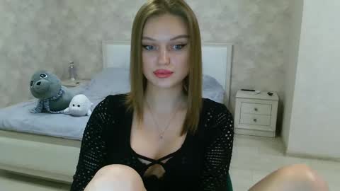 Snapshot of missmariat chatting on January 2025 06:48:01 PM OneGoddess online show from January 2025 06:48:01 PM