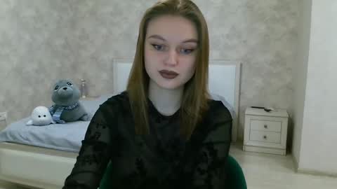 Snapshot of missmariat chatting on January 2025 05:34:01 PM OneGoddess online show from January 2025 05:34:01 PM