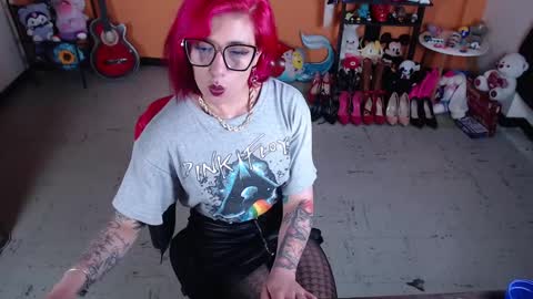 Miss Mia online show from January 2025 04:46:01 PM