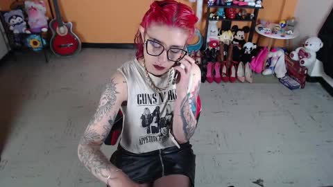 Miss Mia online show from January 2025 12:59:01 PM