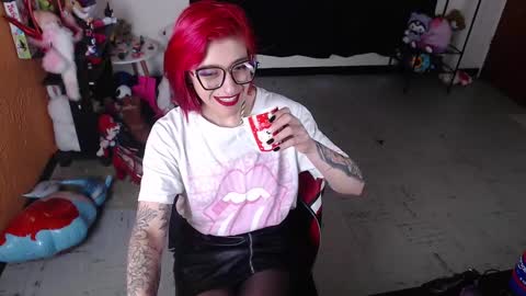 Miss Mia online show from February 2025 02:07:01 PM