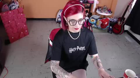 Miss Mia online show from March 2025 12:56:02 PM