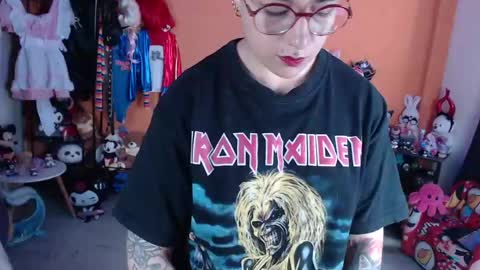 Snapshot of missmia2 chatting on May 2026 02:44:02 PM Miss Mia online show from May 2026 02:44:02 PM