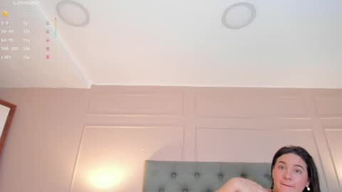 Mia  online show from April 2026 12:28:01 PM