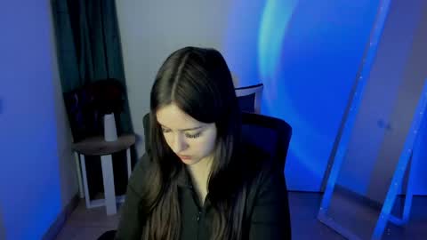Snapshot of missmiamiss chatting on May 2026 04:04:02 PM Mia online show from May 2026 04:04:02 PM