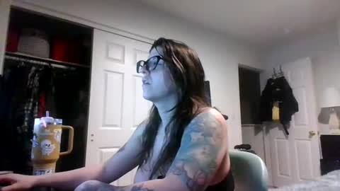 MissMona online show from April 2026 09:37:01 AM