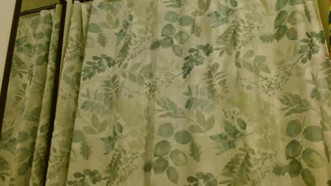 Snapshot of missmoonmagic13 chatting on December 2024 03:30:01 AM Maxxx online show from December 2024 03:30:01 AM