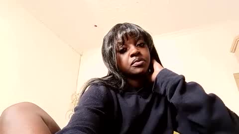 missnoirex online show from March 2026 07:14:02 AM