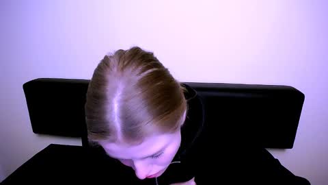 Snapshot of missoliviaa_ chatting on January 2025 02:49:02 PM Olivia online show from January 2025 02:49:02 PM