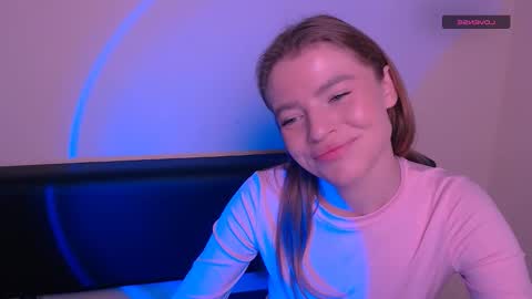 Olivia online show from December 2025 10:53:01 AM