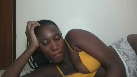 pretty gal online show from December 2025 08:25:02 PM