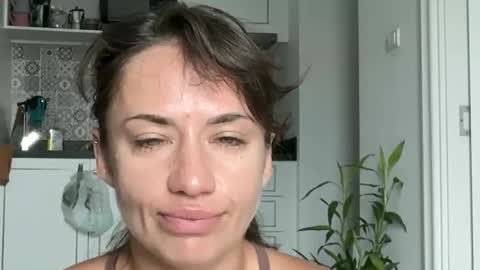 Snapshot of missroriann chatting on May 2026 06:30:02 AM missroriann online show from May 2026 06:30:02 AM