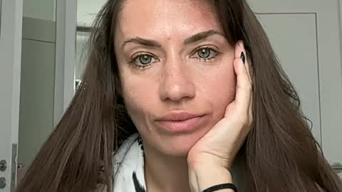 Snapshot of missroriann chatting on June 2026 06:56:02 AM missroriann online show from June 2026 06:56:02 AM