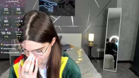 misss_evelyne online show from December 2025 01:35:02 AM