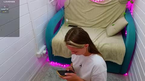 . online show from September 2025 08:36:02 AM